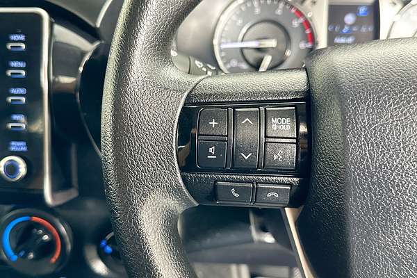 2024 Toyota HILUX SR (4x4) GUN126R 4X4