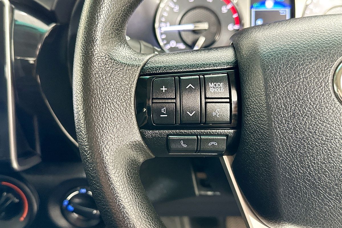 2022 Toyota HILUX SR (4x4) GUN126R 4X4