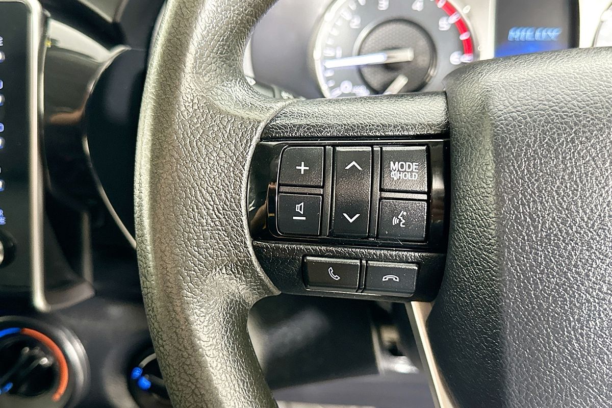 2022 Toyota HILUX SR (4x4) GUN126R 4X4