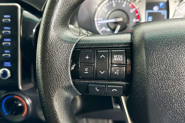 2022 Toyota HILUX SR (4x4) GUN126R 4X4