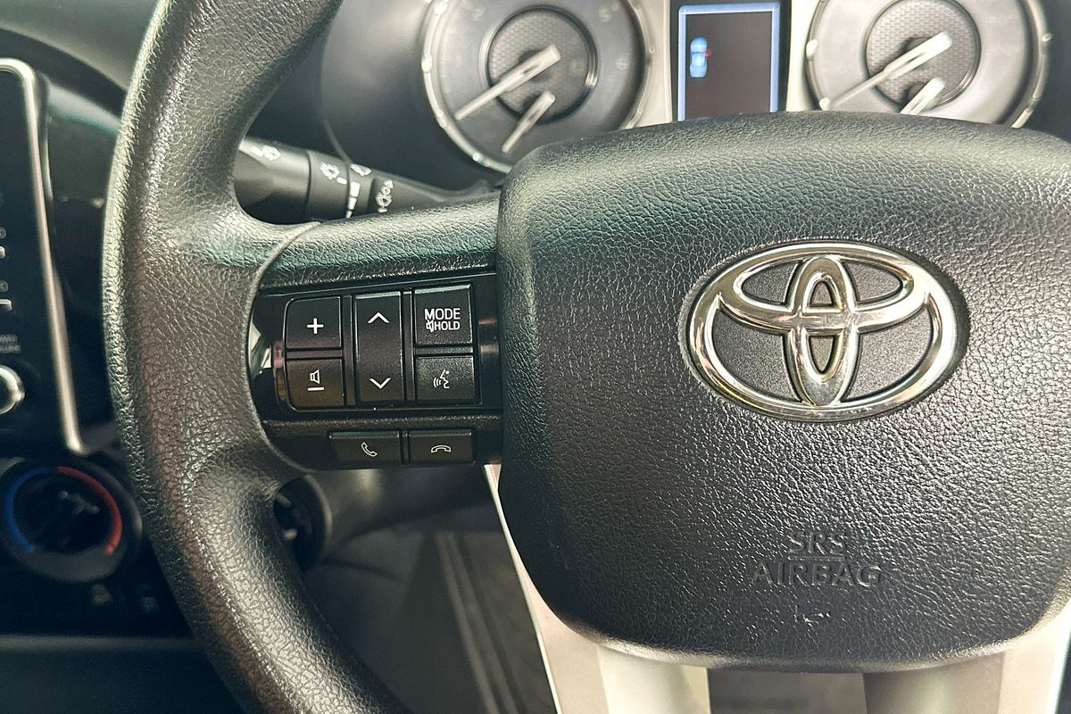 2022 Toyota HILUX SR (4x4) GUN126R 4X4