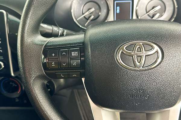 2022 Toyota HILUX SR (4x4) GUN126R 4X4