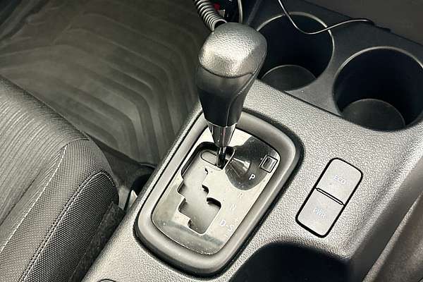 2022 Toyota HILUX SR (4x4) GUN126R 4X4