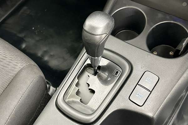 2019 Toyota HILUX SR (4x4) GUN126R MY19 4X4