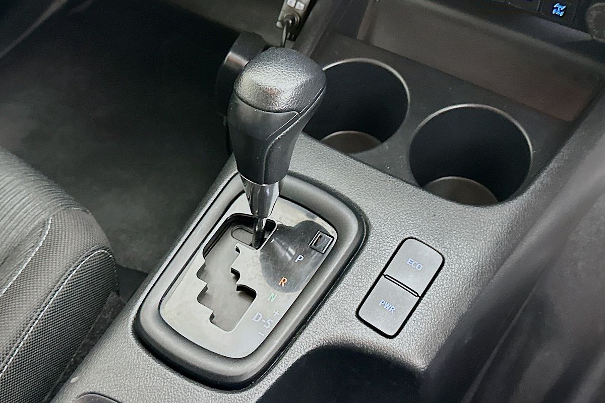 2022 Toyota HILUX SR (4x4) GUN126R 4X4