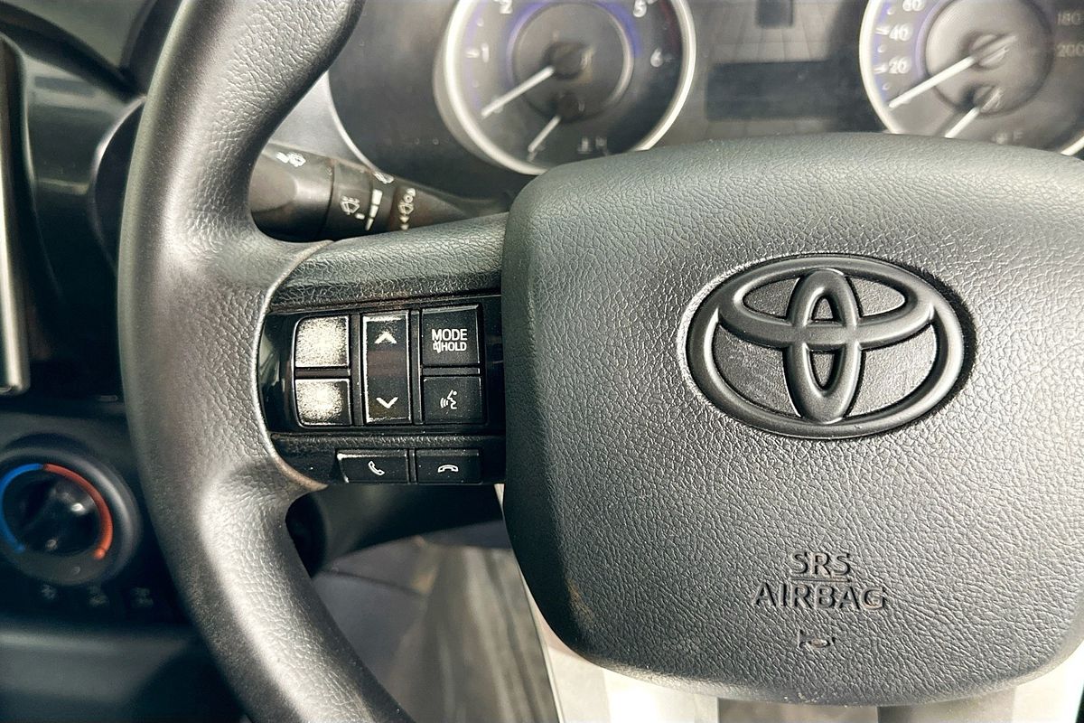 2019 Toyota HILUX SR (4x4) GUN126R MY19 4X4