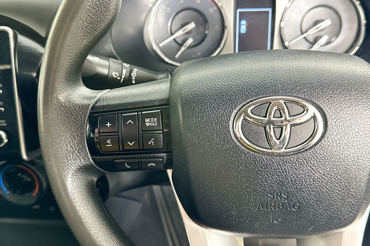 2022 Toyota HILUX SR (4x4) GUN126R 4X4