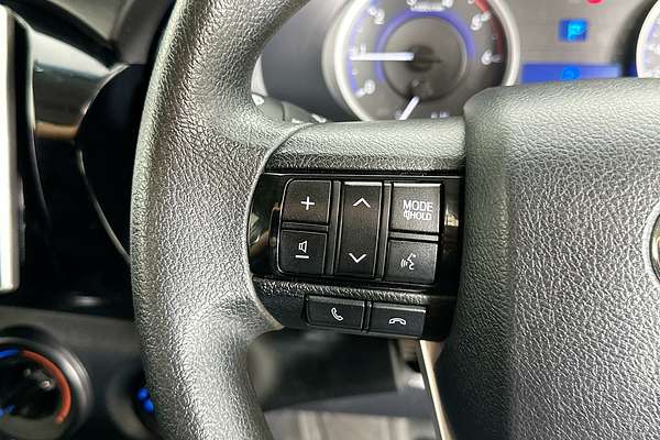 2019 Toyota Hilux SR (4x4) GUN126R MY19 4X4