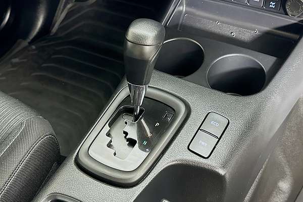 2022 Toyota HILUX SR (4x4) GUN126R 4X4