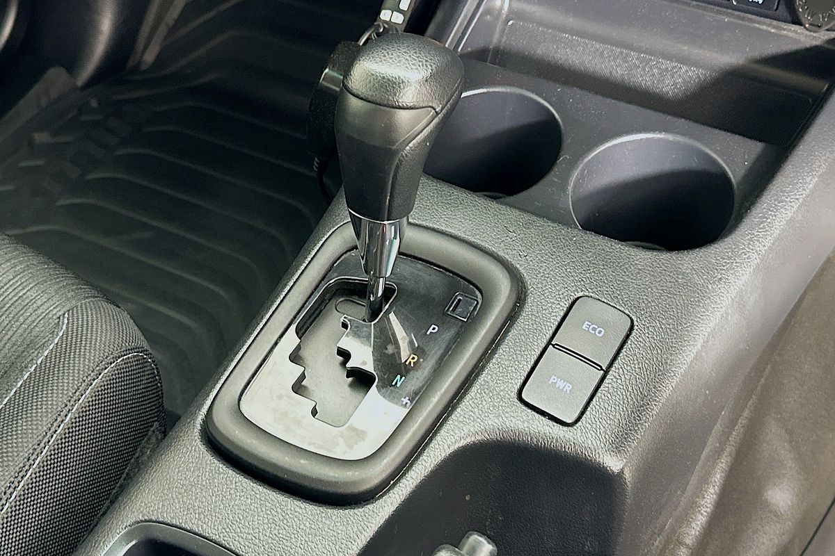 2022 Toyota HILUX SR (4x4) GUN126R 4X4
