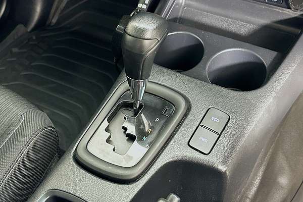 2022 Toyota HILUX SR (4x4) GUN126R 4X4