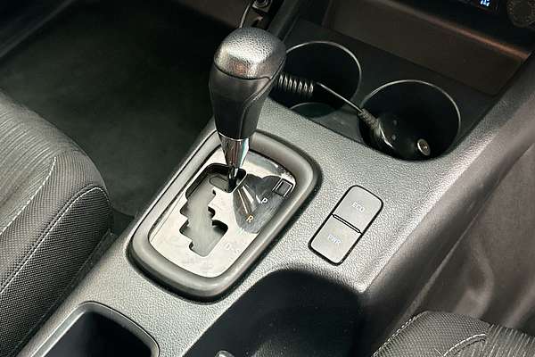 2023 Toyota HILUX SR (4x4) GUN126R 4X4