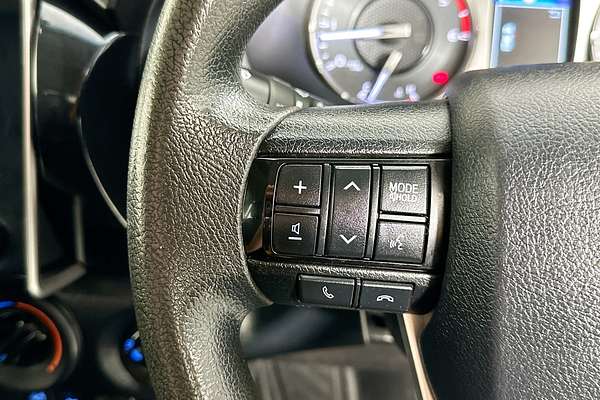 2021 Toyota HILUX SR (4x4) GUN126R 4X4