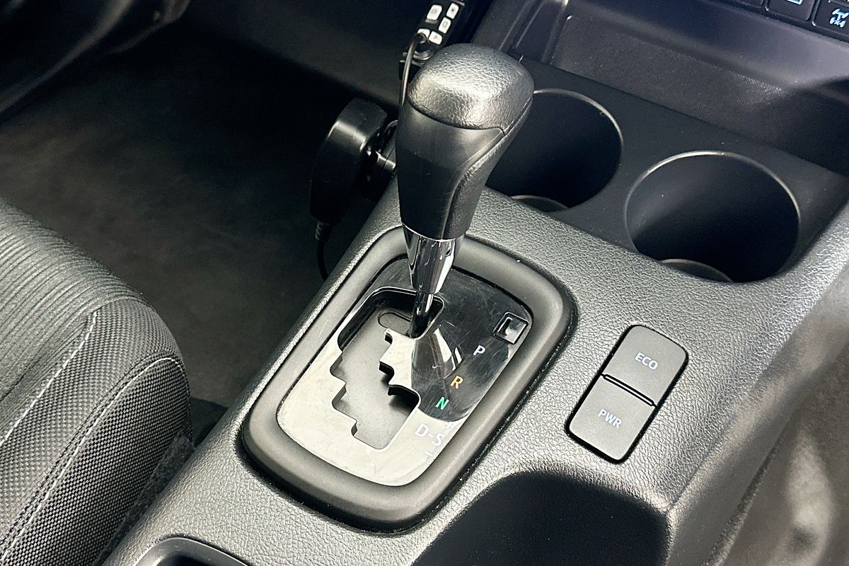 2023 Toyota HILUX SR (4x4) GUN126R 4X4