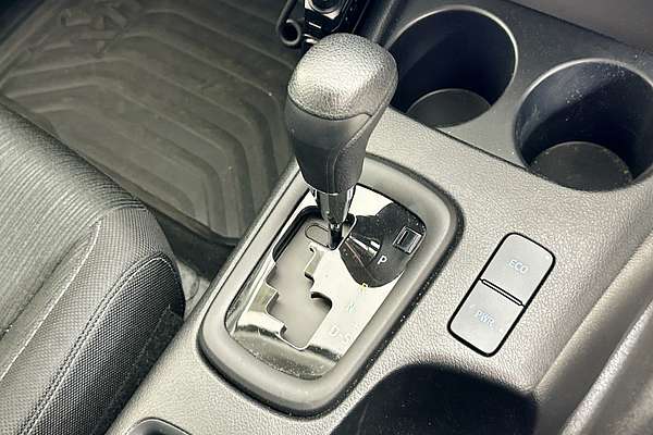 2024 Toyota HILUX SR (4x4) GUN126R 4X4