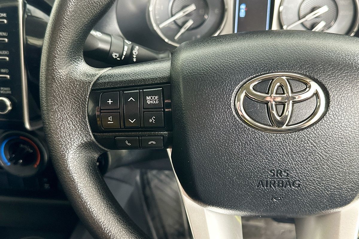 2021 Toyota HILUX SR (4x4) GUN126R 4X4