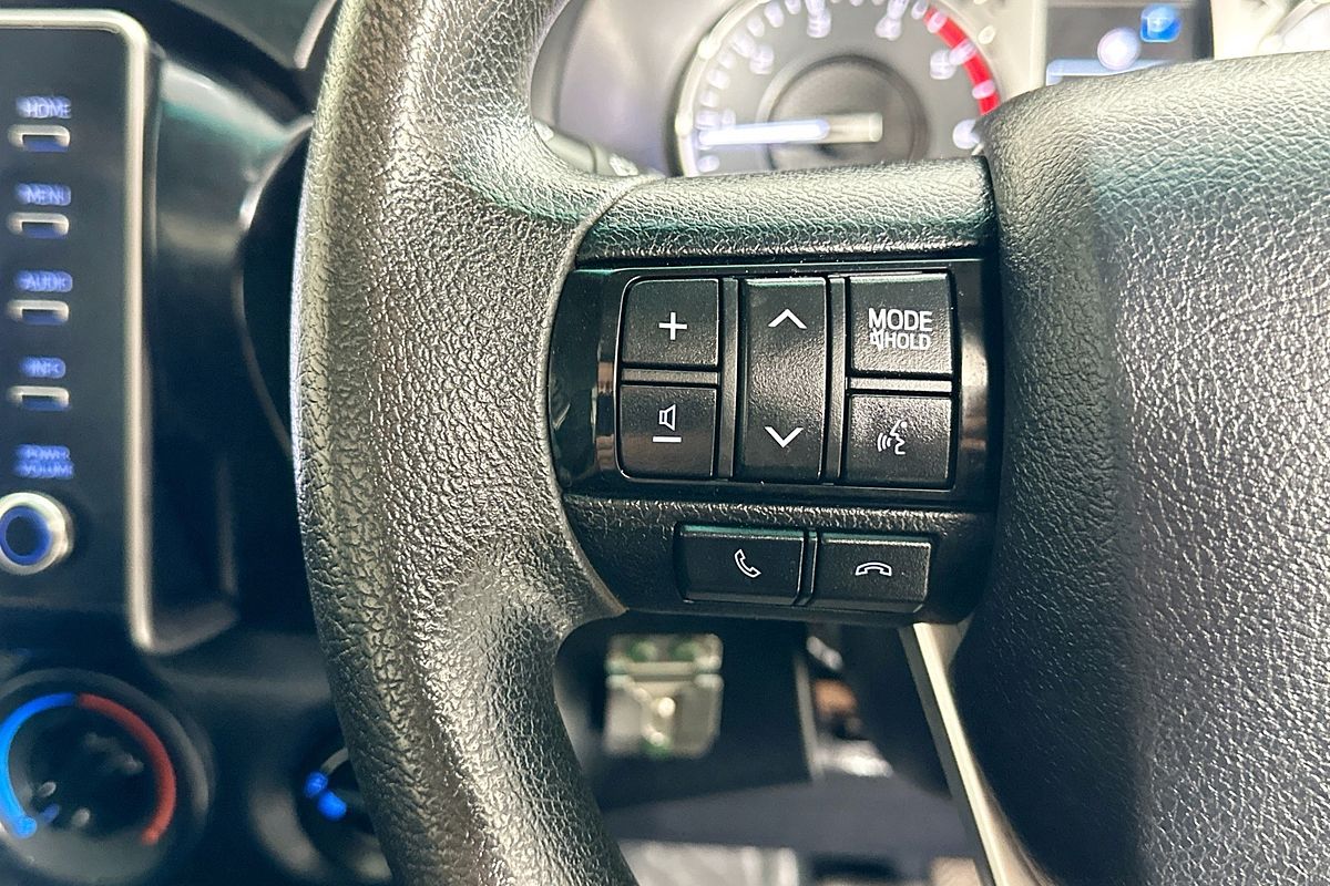 2021 Toyota HILUX SR (4x4) GUN126R 4X4