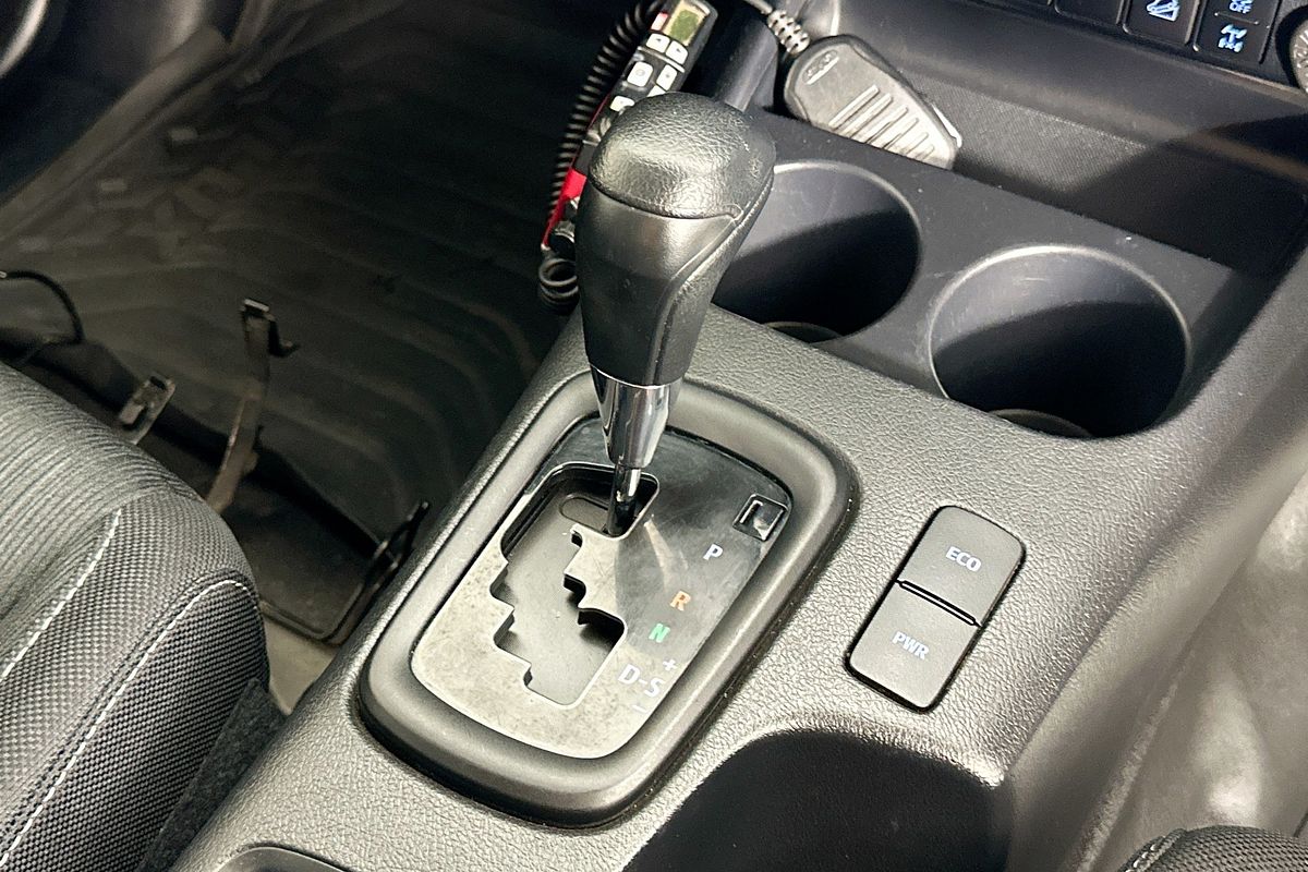 2023 Toyota HILUX SR (4x4) GUN126R 4X4