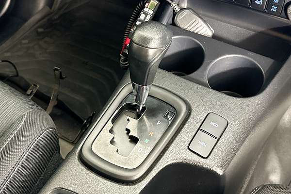 2023 Toyota HILUX SR (4x4) GUN126R 4X4