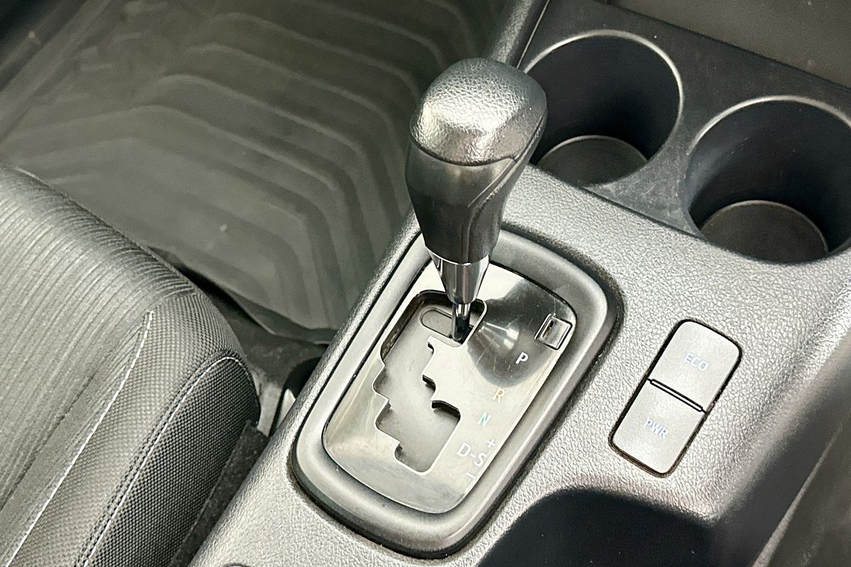 2022 Toyota HILUX SR (4x4) GUN126R 4X4