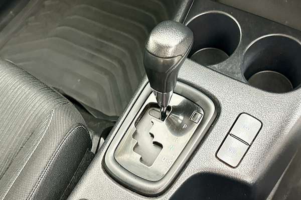 2022 Toyota HILUX SR (4x4) GUN126R 4X4