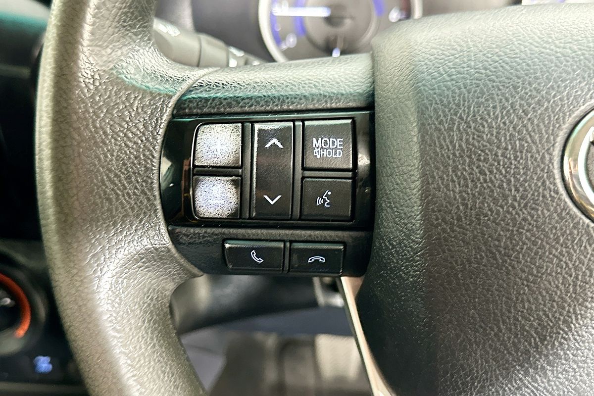 2019 Toyota HILUX SR (4x4) GUN126R MY19 4X4