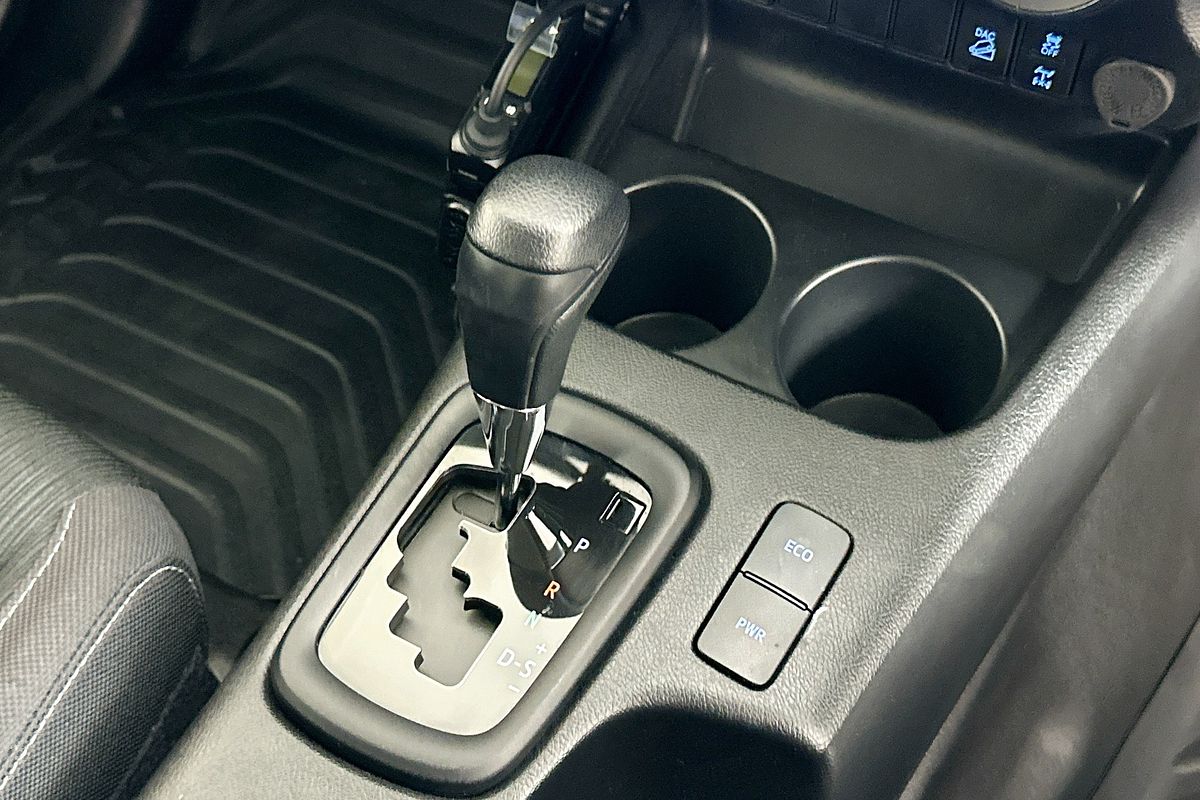 2023 Toyota HILUX SR (4x4) GUN126R 4X4
