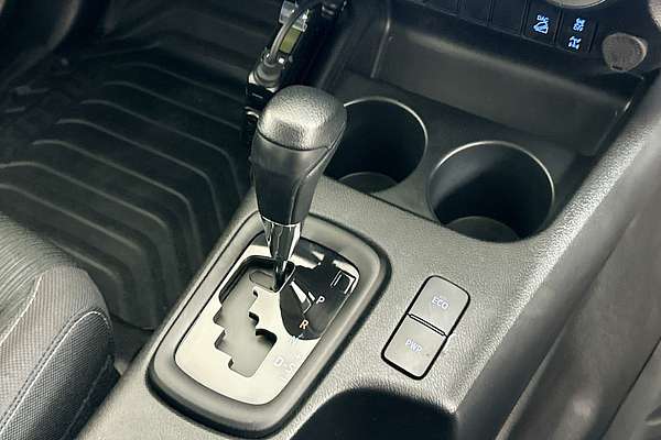 2023 Toyota HILUX SR (4x4) GUN126R 4X4