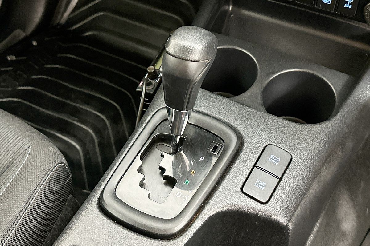 2020 Toyota HILUX SR (4x4) GUN126R MY19 UPGRADE 4X4