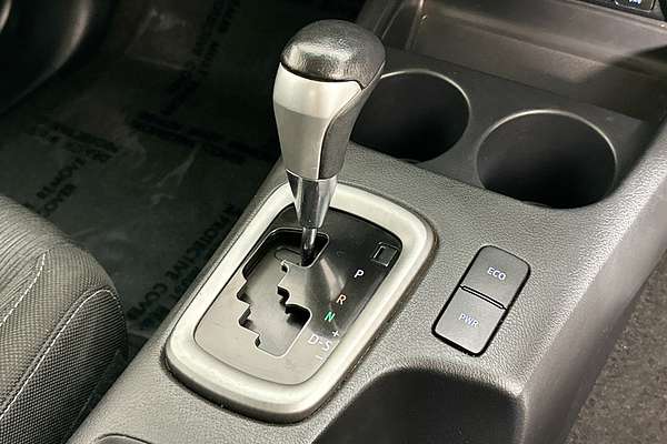 2021 Toyota HILUX SR5 (4x4) GUN126R FACELIFT 4X4