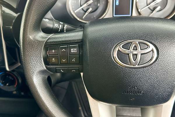 2021 Toyota HILUX SR (4x4) GUN126R 4X4