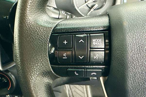 2021 Toyota HILUX SR (4x4) GUN126R 4X4