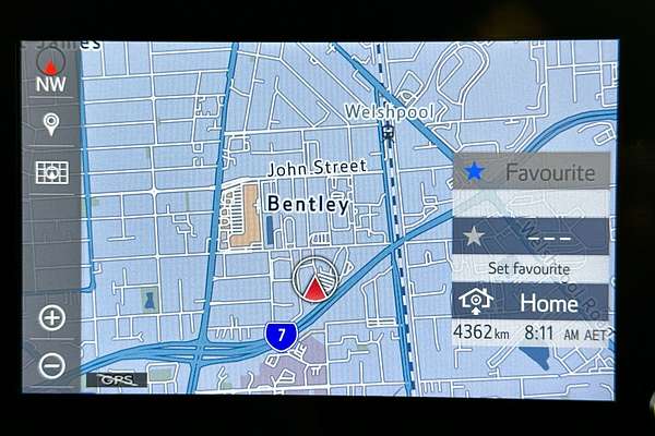 2022 Toyota HILUX SR5 (4x4) GUN126R 4X4