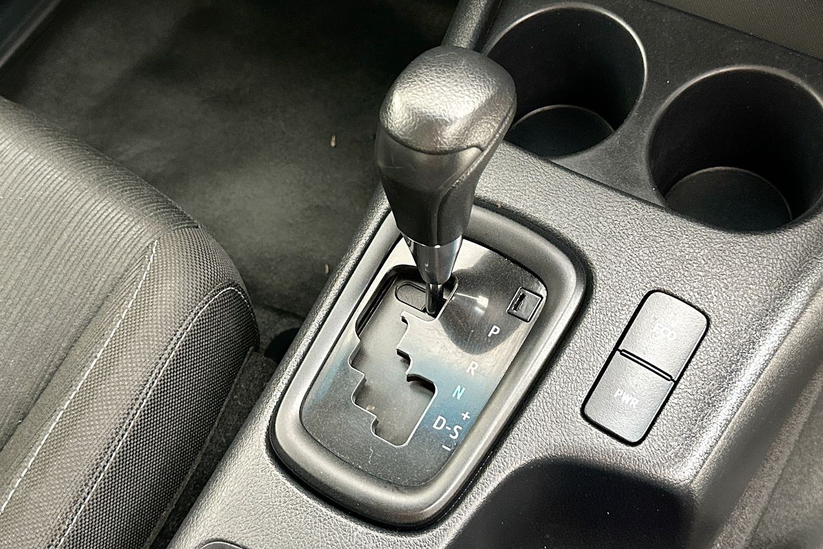 2022 Toyota HILUX SR (4x4) GUN126R 4X4