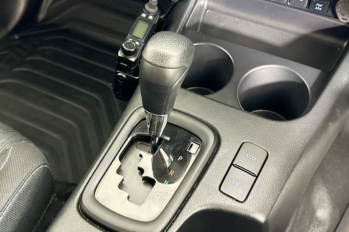 2024 Toyota HILUX SR (4x4) GUN126R 4X4