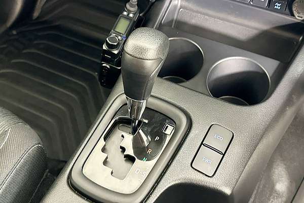 2024 Toyota HILUX SR (4x4) GUN126R 4X4