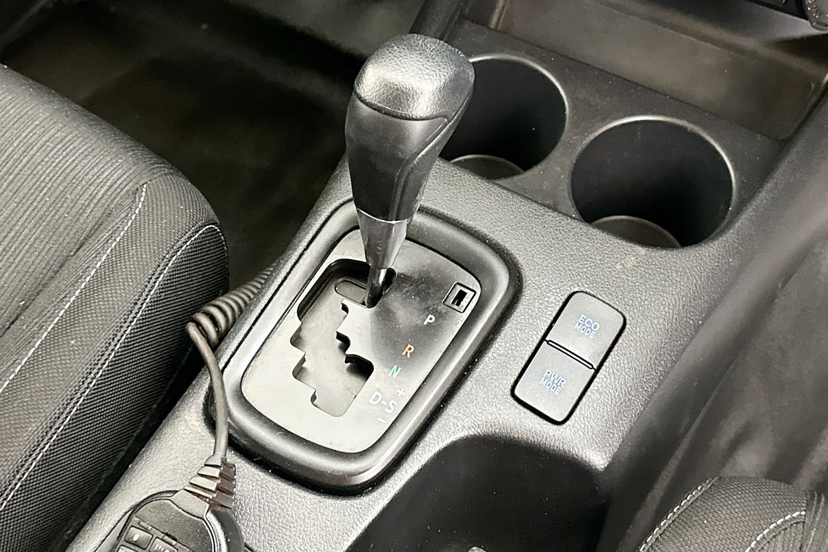 2020 Toyota HILUX SR (4x4) GUN126R MY19 UPGRADE 4X4