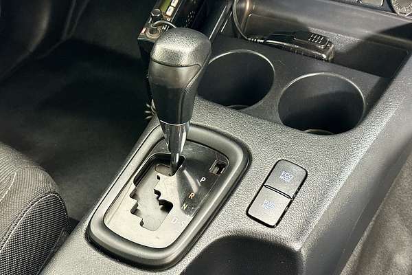 2020 Toyota HILUX SR (4x4) GUN126R MY19 UPGRADE 4X4