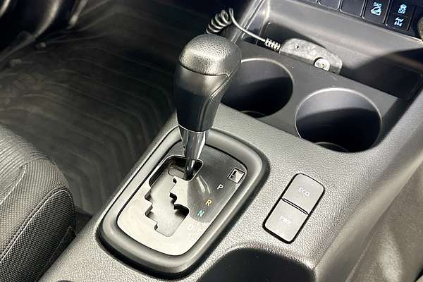 2022 Toyota HILUX SR (4x4) GUN126R 4X4