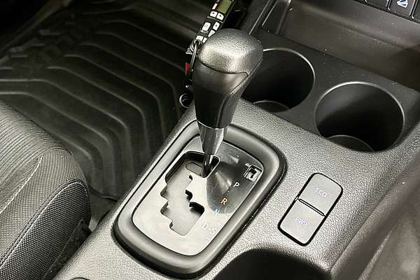 2022 Toyota HILUX SR (4x4) GUN126R 4X4