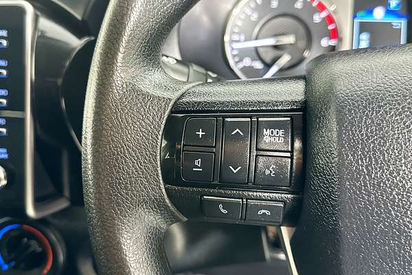 2022 Toyota HILUX SR (4x4) GUN126R 4X4