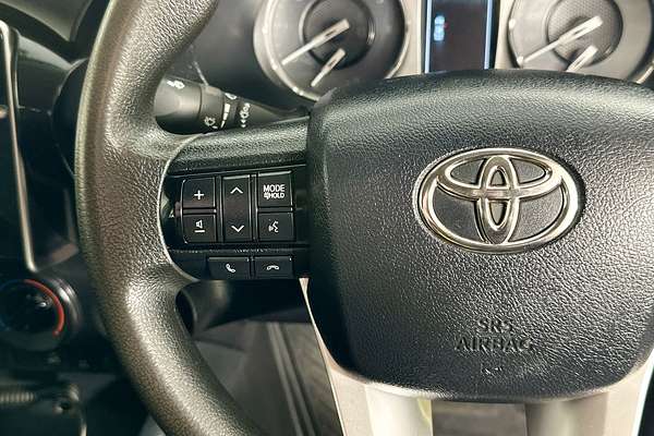 2022 Toyota HILUX SR (4x4) GUN126R 4X4
