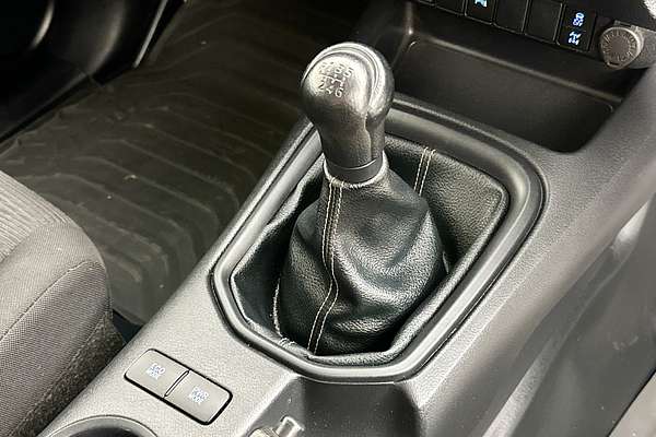 2020 Toyota HILUX SR (4x4) GUN126R MY19 UPGRADE 4X4