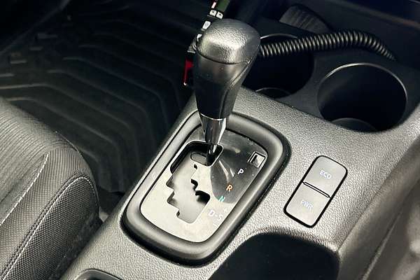 2023 Toyota HILUX SR (4x4) GUN126R 4X4