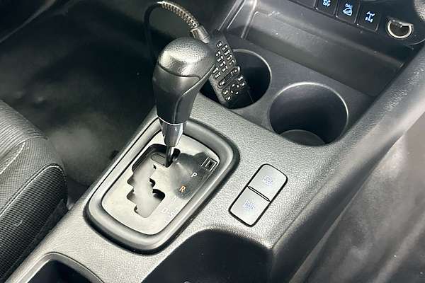 2020 Toyota HILUX SR (4x4) GUN126R MY19 UPGRADE 4X4