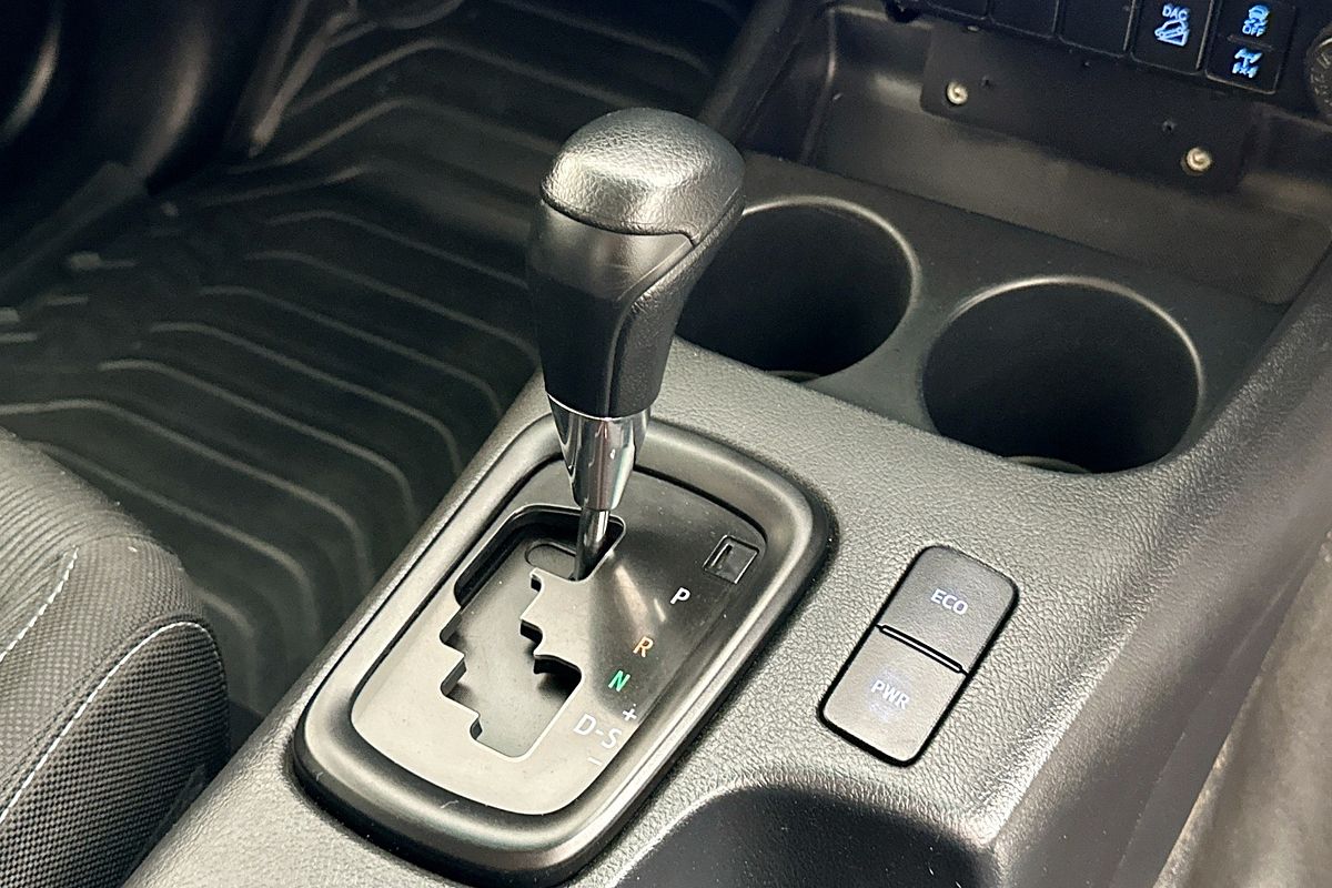 2022 Toyota HILUX SR (4x4) GUN126R 4X4