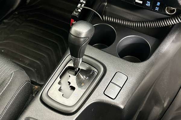 2023 Toyota HILUX SR (4x4) GUN126R 4X4