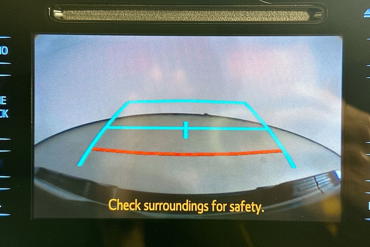 2019 Toyota HILUX SR (4x4) GUN126R MY19 4X4