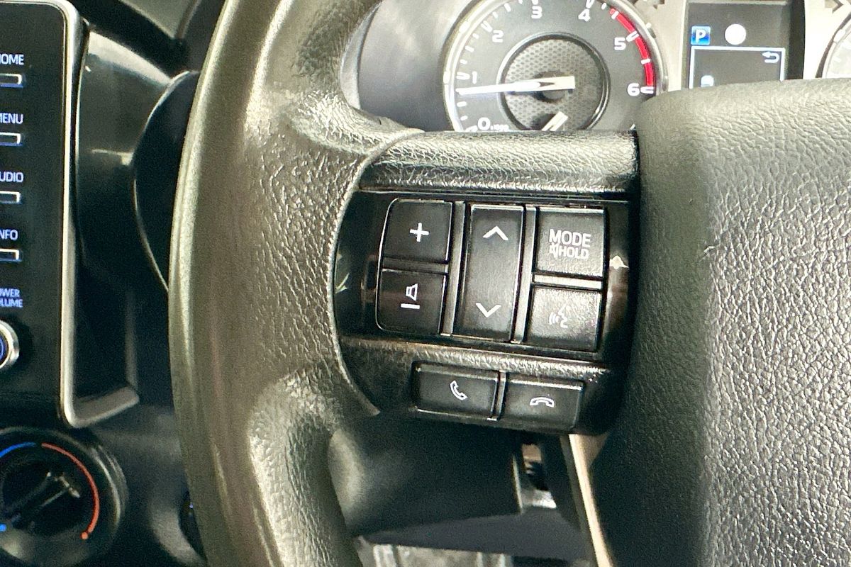 2021 Toyota HILUX SR (4x4) GUN126R 4X4