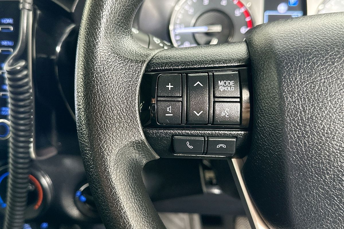 2023 Toyota HILUX SR (4x4) GUN126R 4X4